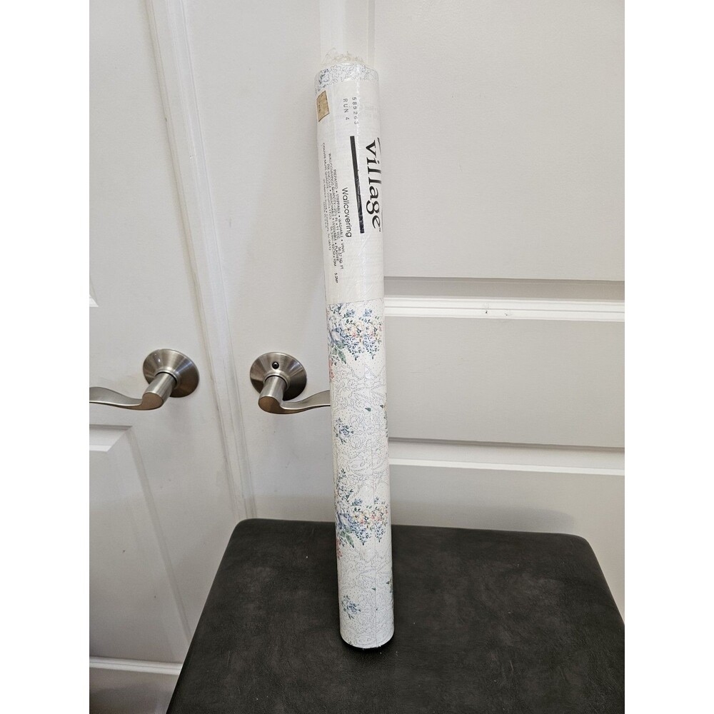Vintage Village Wallcovering Floral Prepasted Washable Vinyl Wallpaper Roll